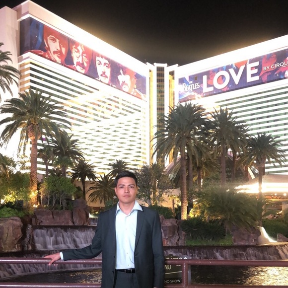 Meet your Posher, Nephtali - Picture 1 of 1